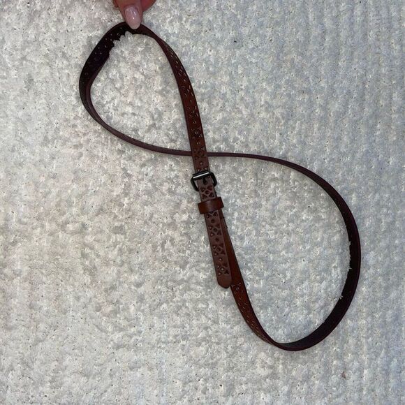 Target brown thin leather-feel belt | Sz OS - Picture 2 of 4
